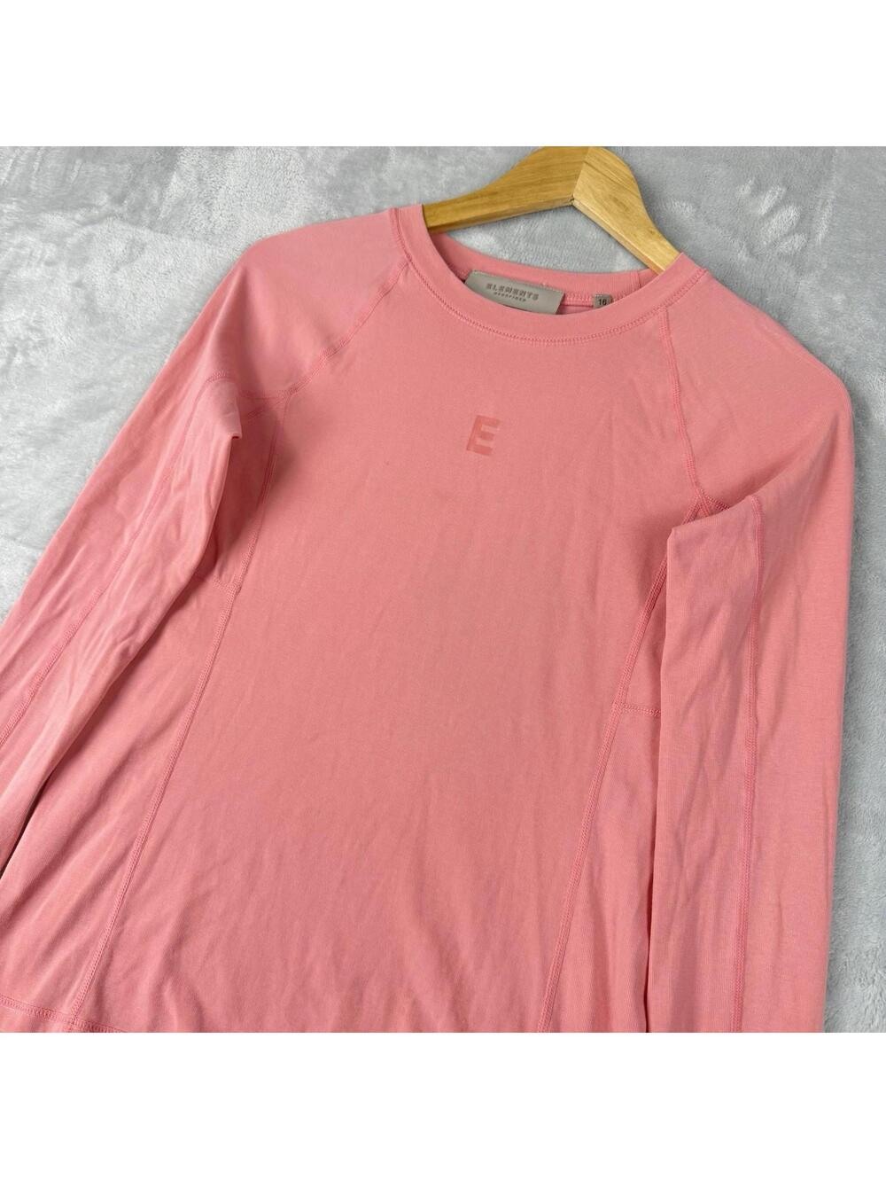 Elements Coral Colored Long Sleeve Slim Fit Thumb Hole Size 16 Y2K Streetwear